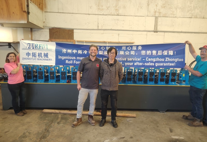沧州腾博会再创佳绩彩钢瓦滴水檐设备在美国佛罗里达成功投产运行稳定