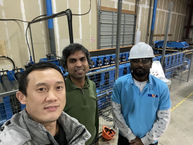 腾博会冷弯聚氨酯复合板底板机设备 成功交付巴西 助力客户生产升级